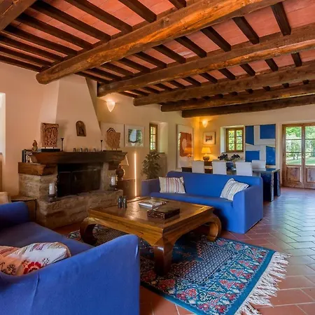 Petroia 8 Βίλα *