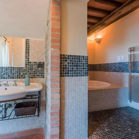 Petroia 8 Βίλα *