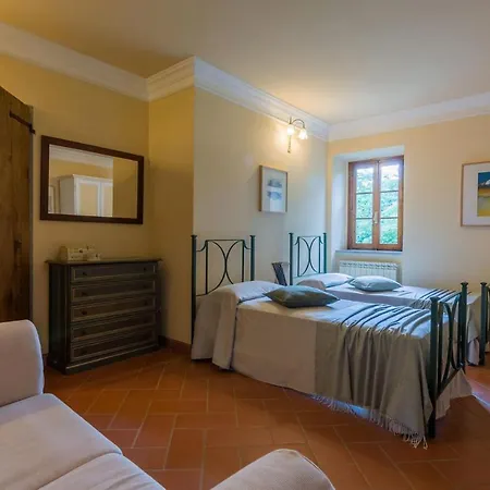 Petroia 8 Βίλα *